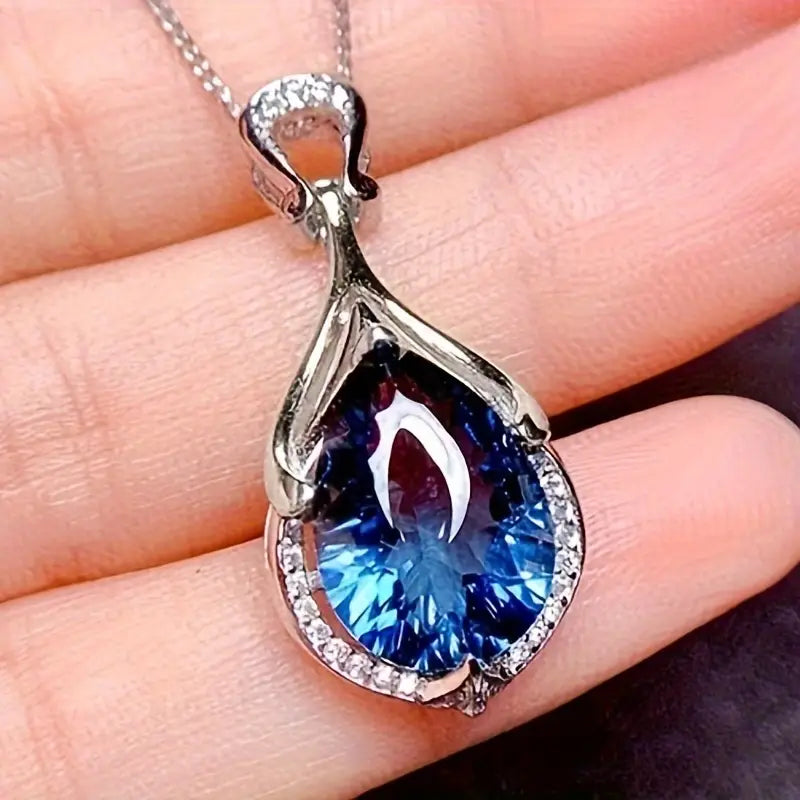 Plata Zafiro Teardrop Collar