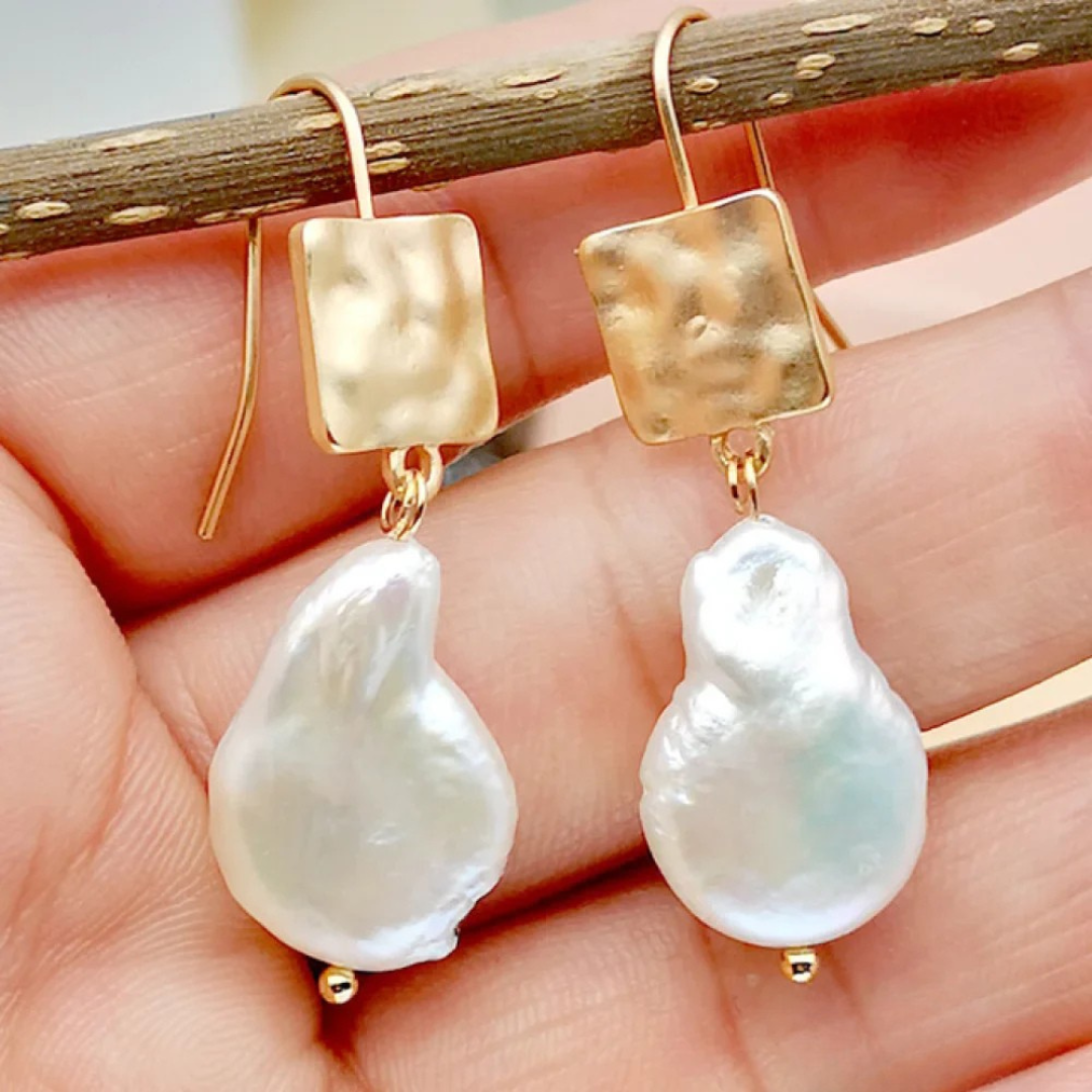 Rough Freshwater Aretes de Perlas