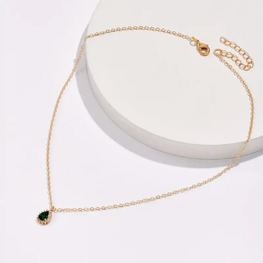 Oro Esmeralda Teardrop Collar