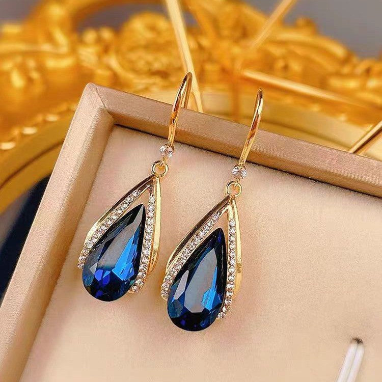 Azura Teardrop Aretes | Oro