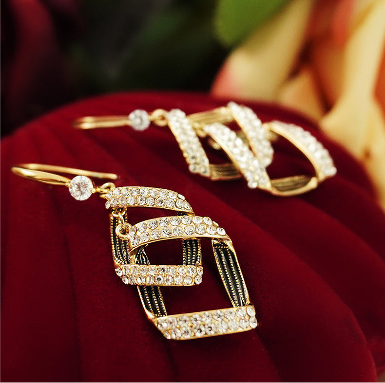 Stella Virelle Layered Aretes | Oro