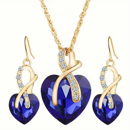 Oro Zafiro Corazón Collar and Aretes Set