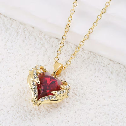 Angel Embrace Rubí Corazón Collar | Oro