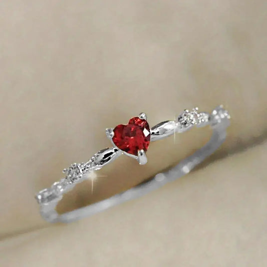 Coralyn Amoura Anillo | Blanco Oro