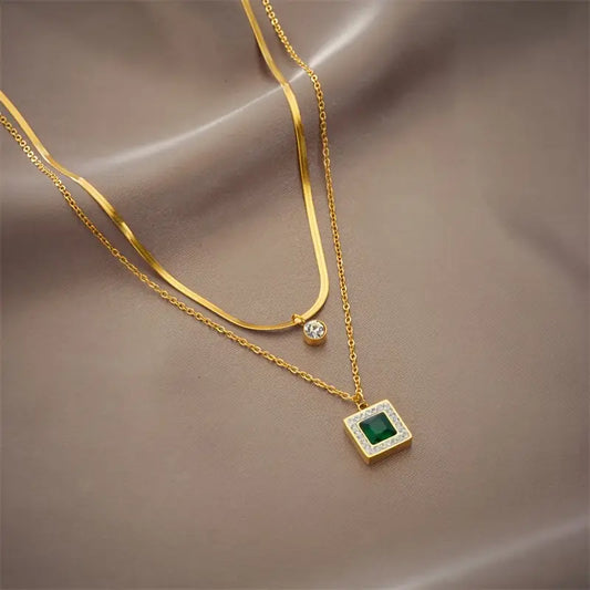 Oro Esmeralda Layered Collar