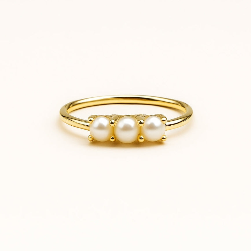 Triple Perla Oro Anillo