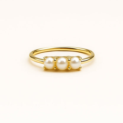 Triple Perla Oro Anillo