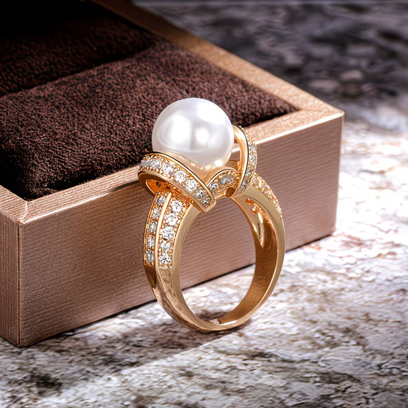 The Crown Anillo de Perlas