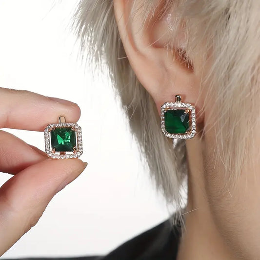 Golden Green Square Zirconia Aretes | Oro