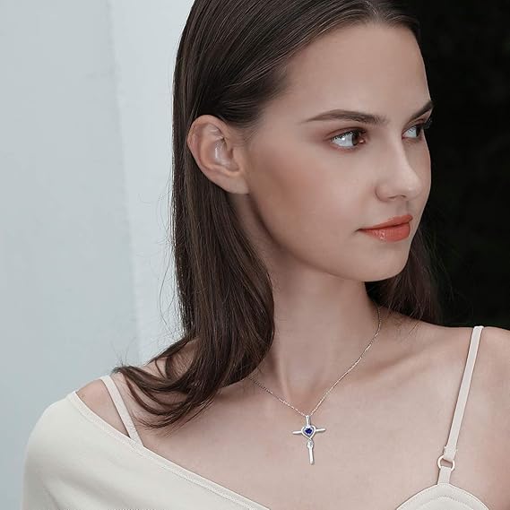 Zafiro Corazón Piedra Cross Collar | Blanco Oro