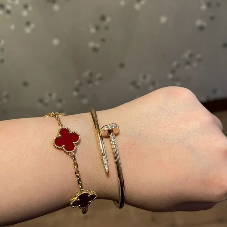 Clover Pulsera Red