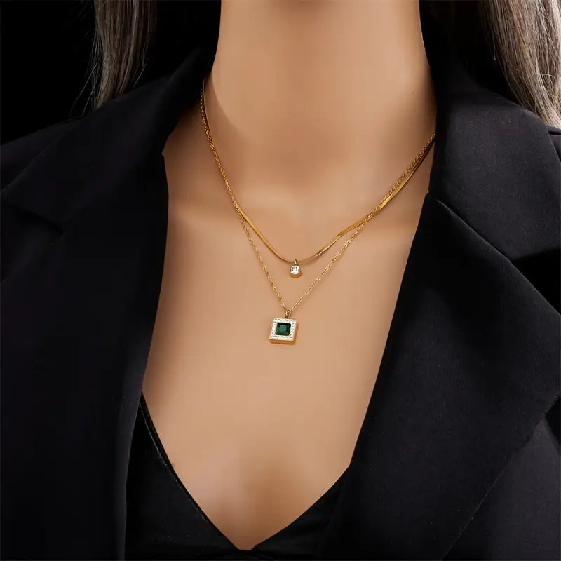 Oro Esmeralda Layered Collar
