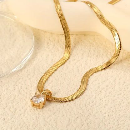 Elegant Rhinestone Pendant Collar | Oro