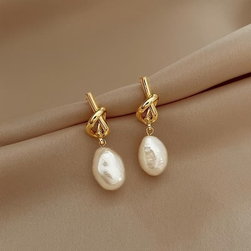 Knotted Perla Elegance Aretes