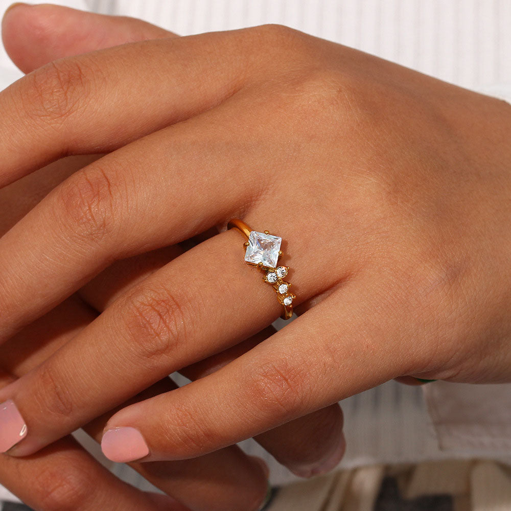 Alaia Diamante Anillo
