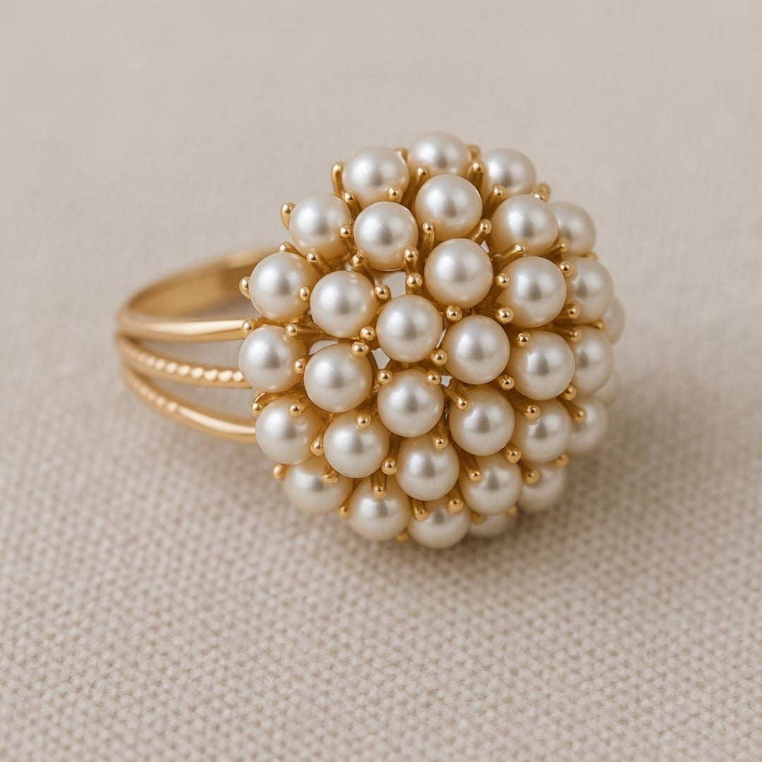 Elegant Inlaid Perla Oro Anillo