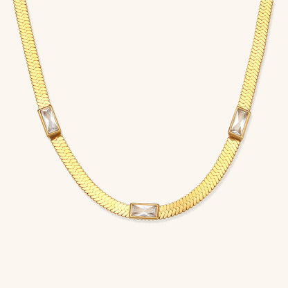 Eve Herringbone Oro Collar