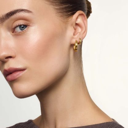 Gia Aros | Oro
