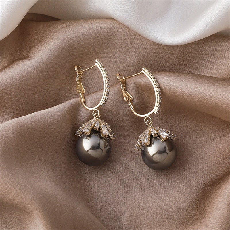 Magnificent Perla Baby Aretes