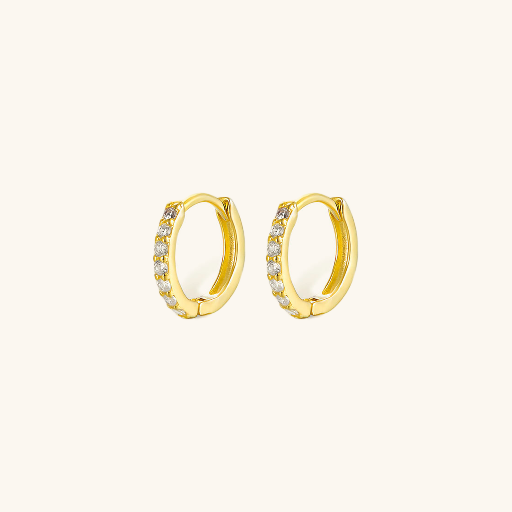 Alexandria Huggie Aretes