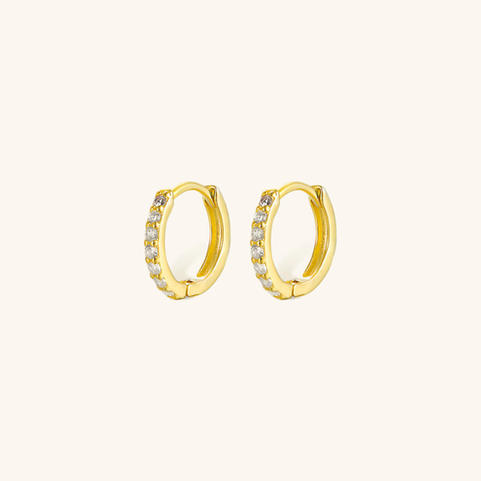 Alexandria Huggie Aretes