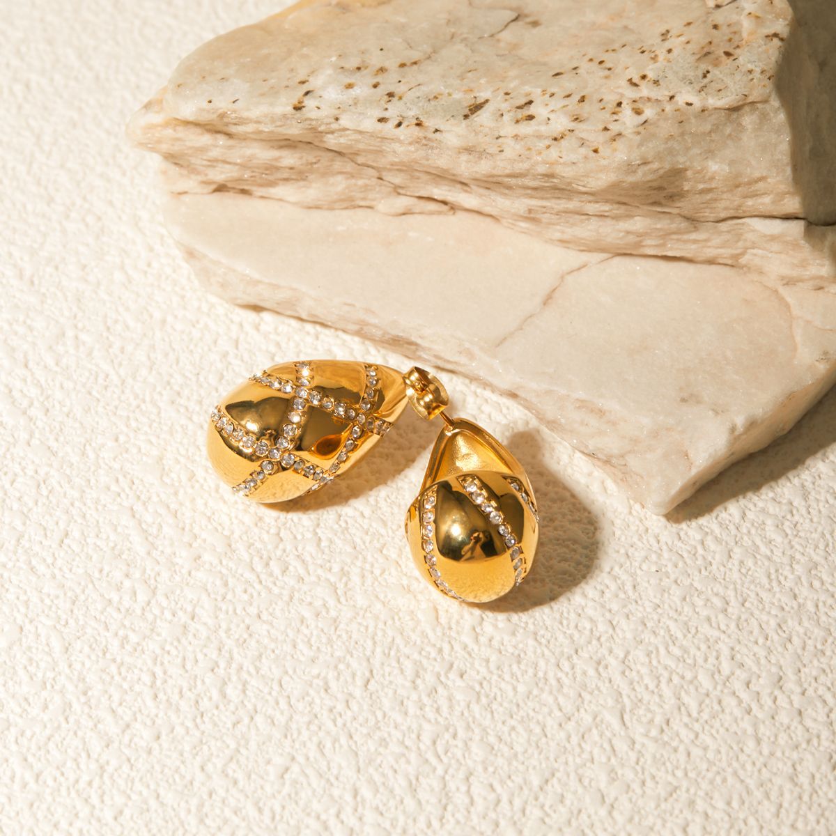 Linnea Oro Aretes