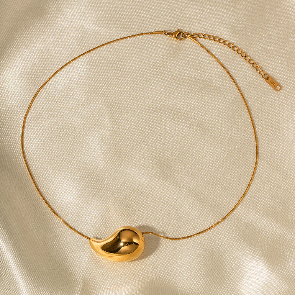 Sandra Drop Collar