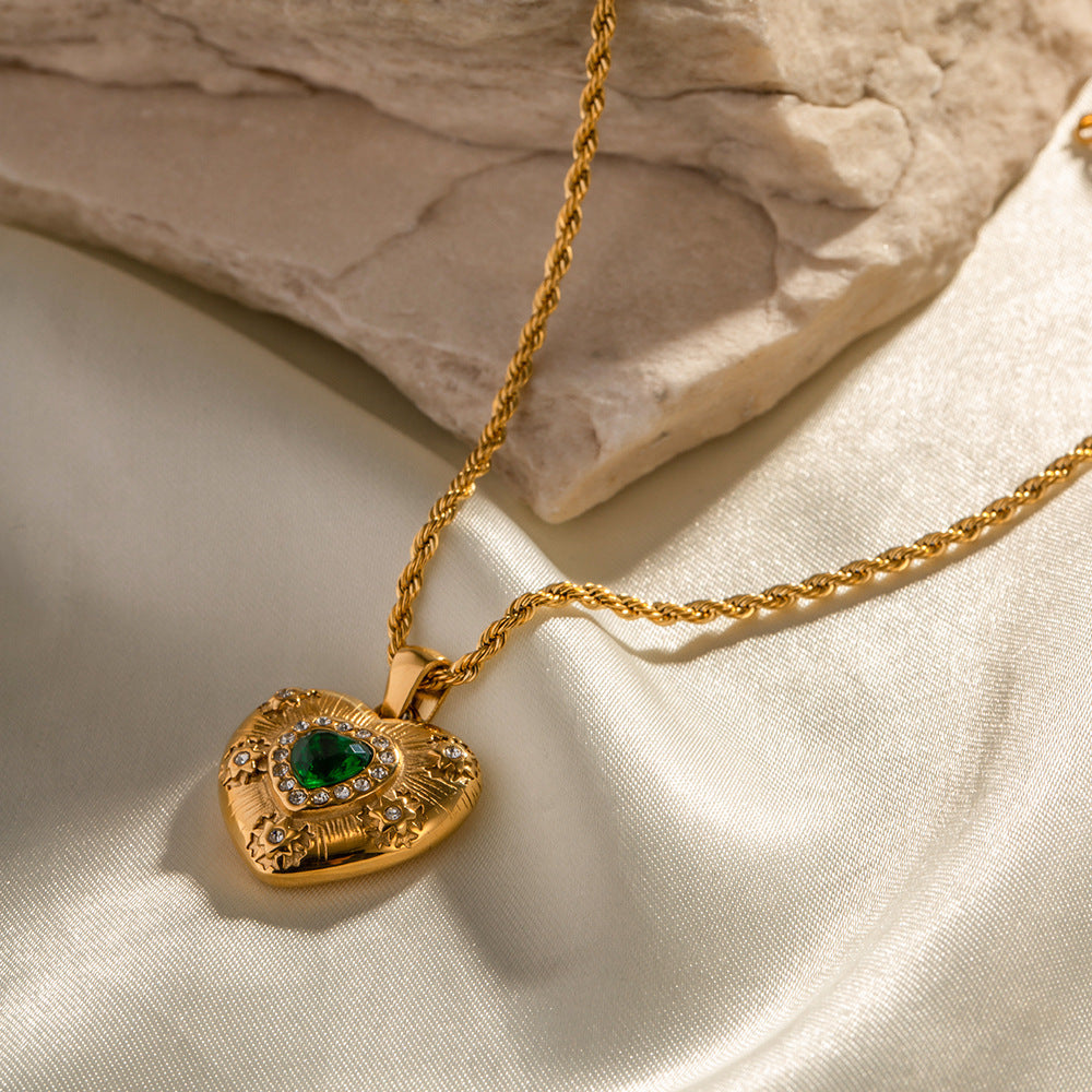 Caelus Oro Corazón Collar