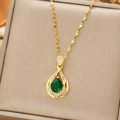 Oro Esmeralda Teardrop Pendant Collar