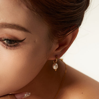 Sara Aretes de Perlas