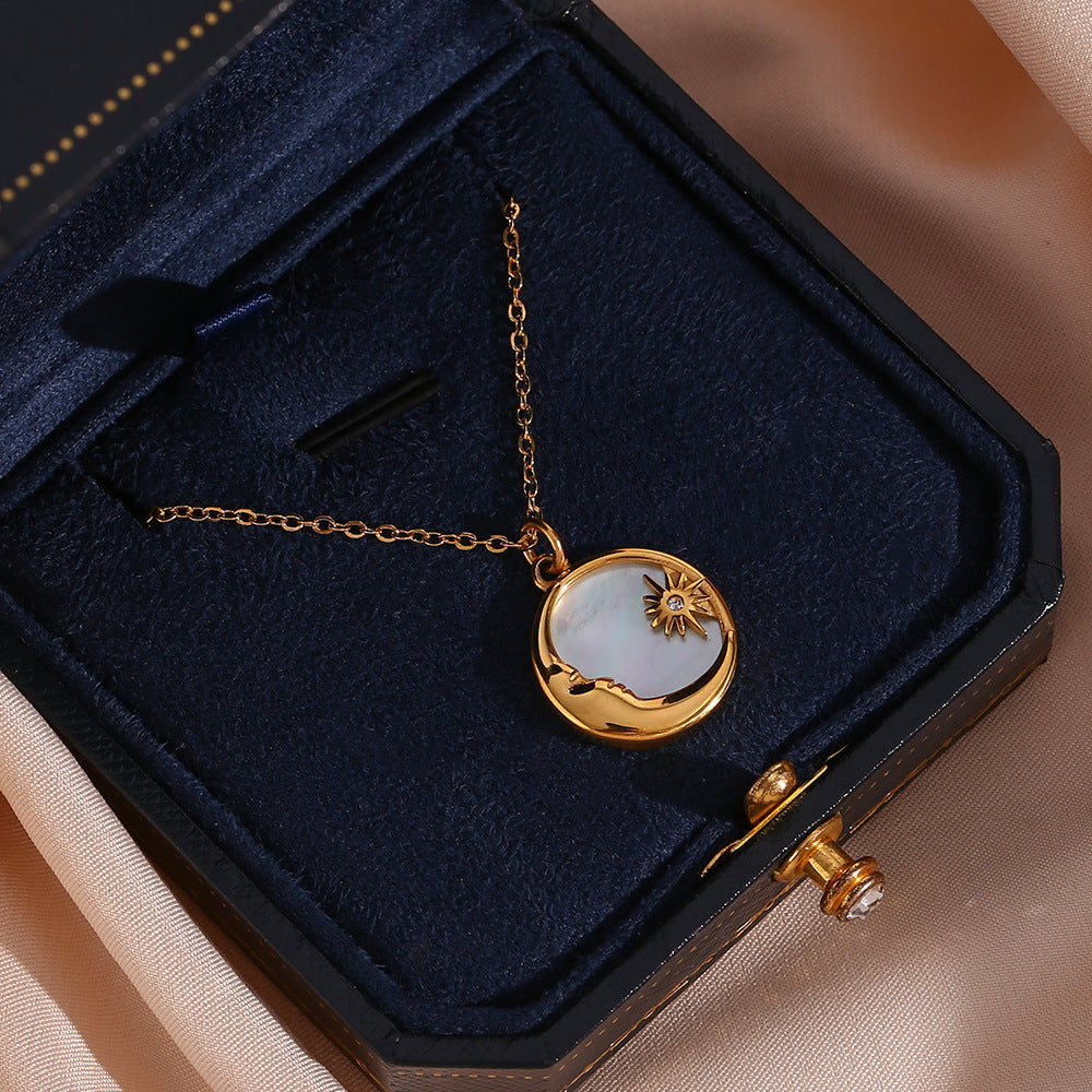 Evangeline Lunar Oro Collar