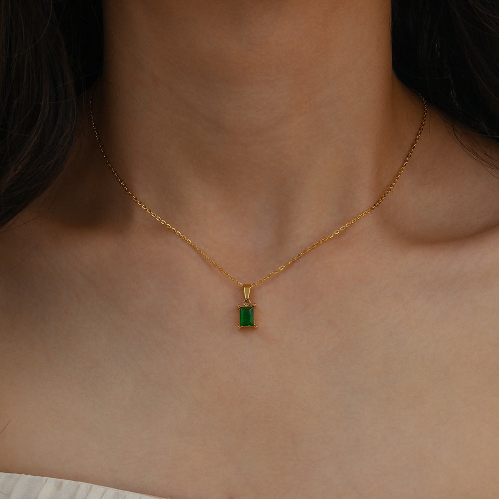 Emi Green Collar