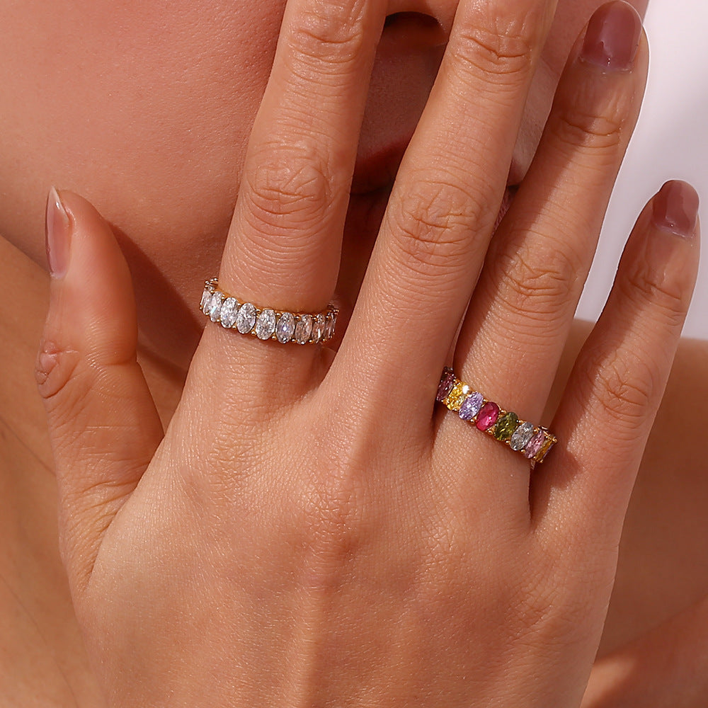 Antoinette Diamante Simulant Oro Anillo