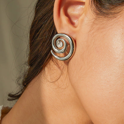Tilly Aretes