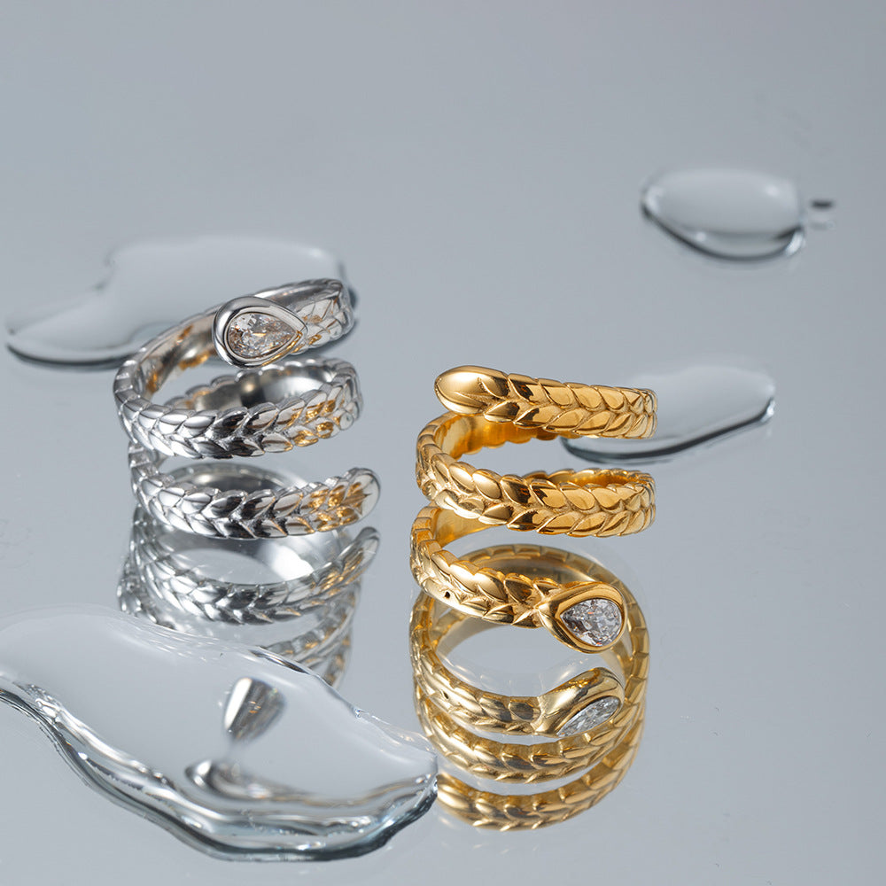 Davina Oro Serpent Anillo