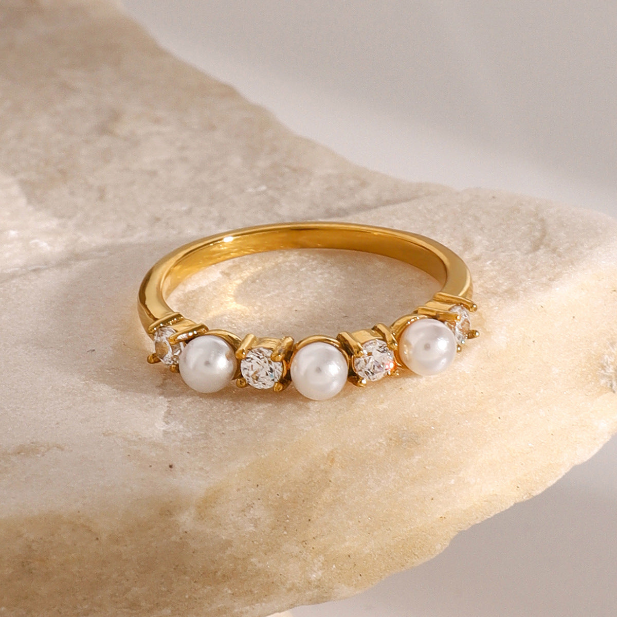 Keisha Diamante Anillo de Perlas