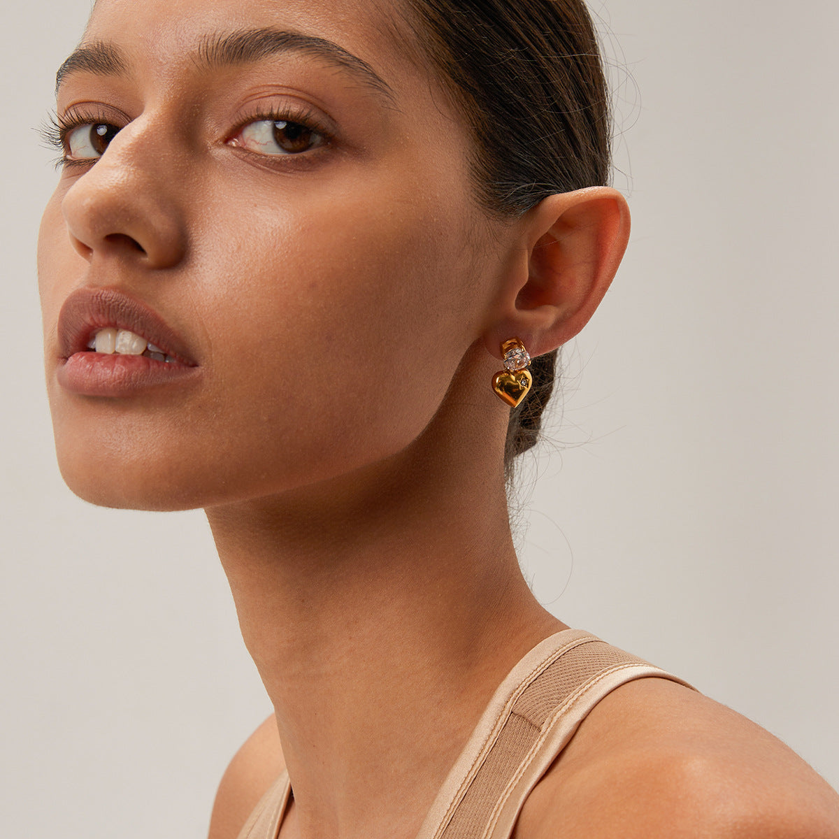 Emmeline Corazón Oro Aretes