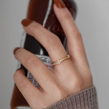 Gabrielle Diamante Simulant Oro Anillo