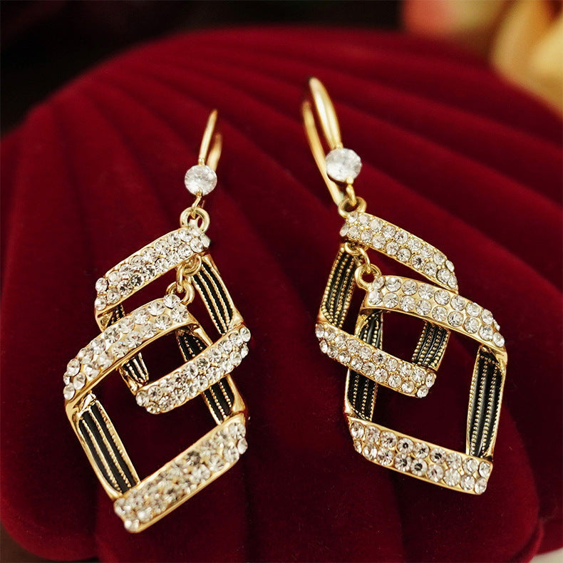 Stella Virelle Layered Aretes | Oro