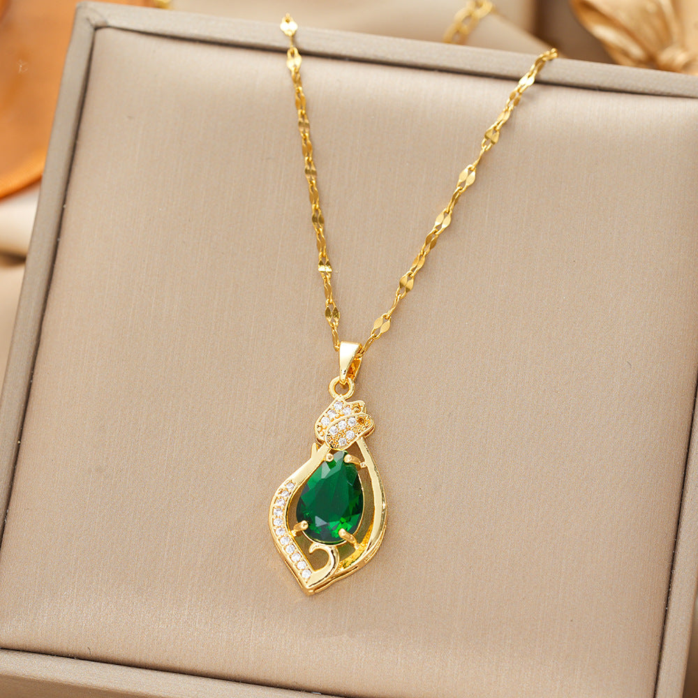 Oro Esmeralda Teardrop Pendant Collar