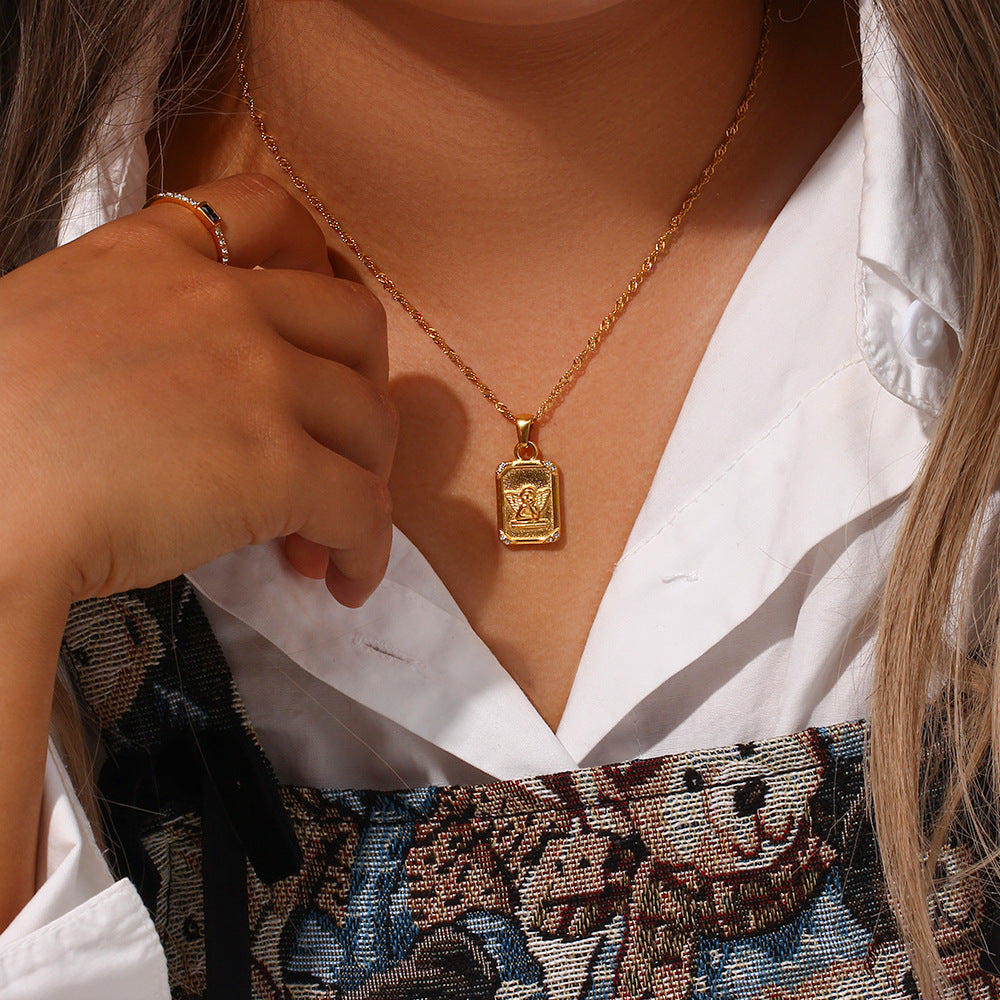 Cleo Angel Collar