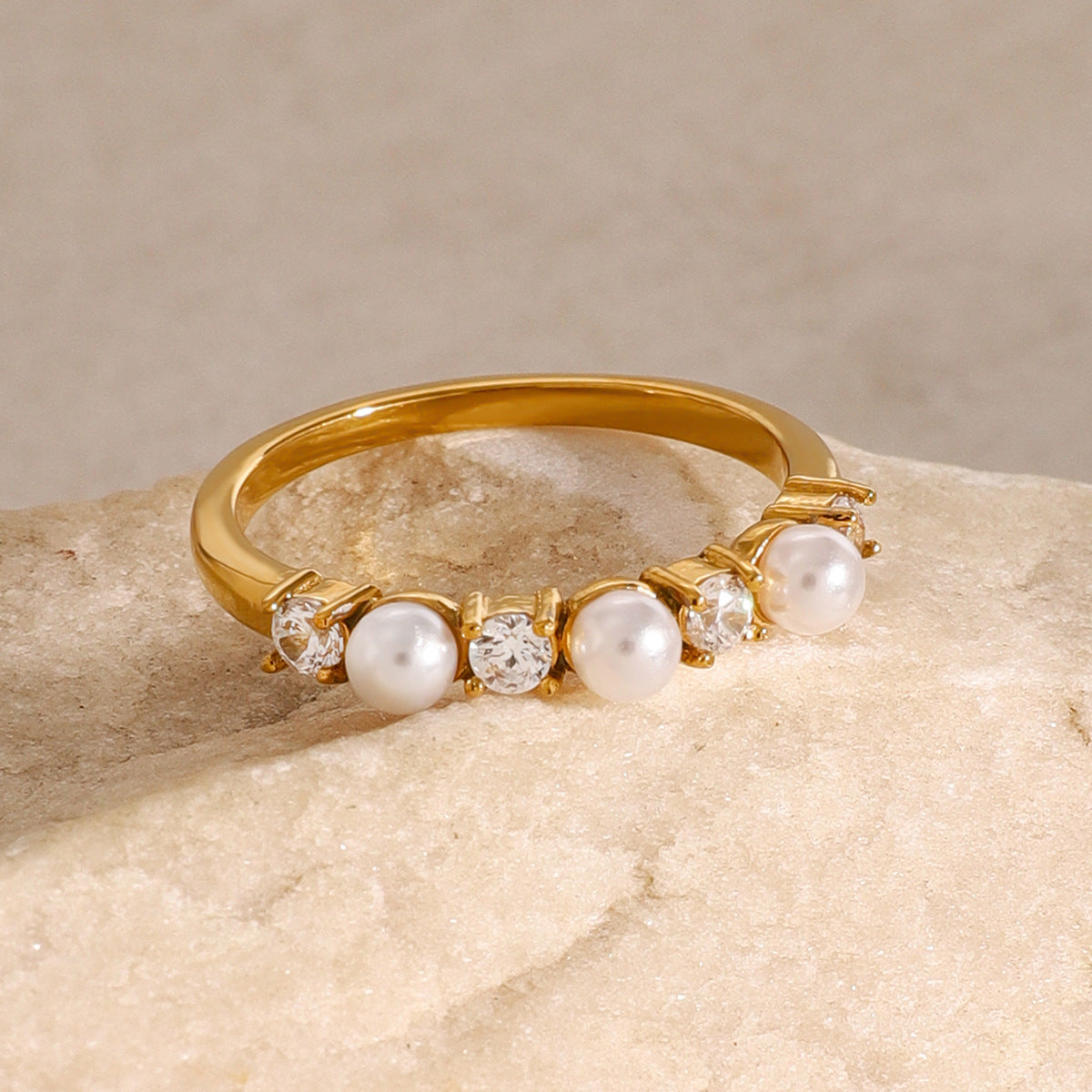 Keisha Diamante Anillo de Perlas