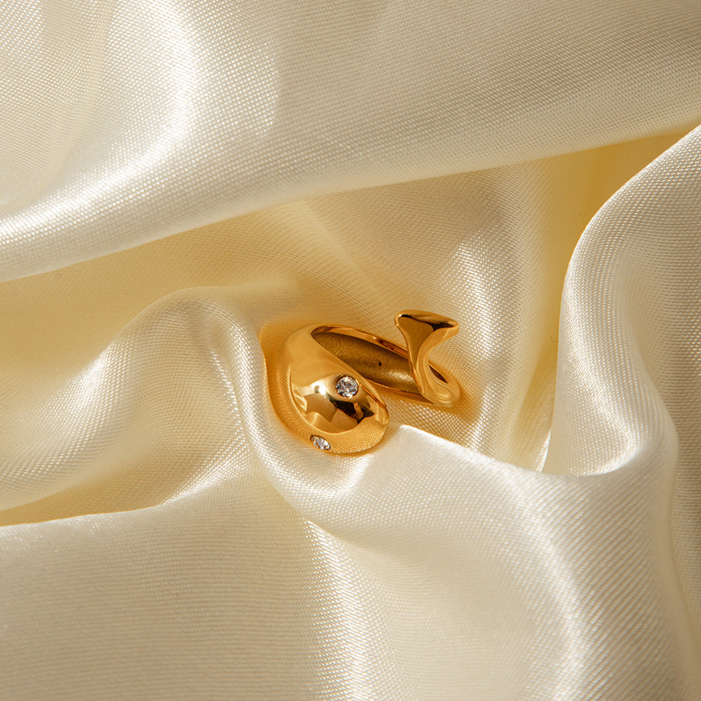 Etta Oro Serpent Anillo