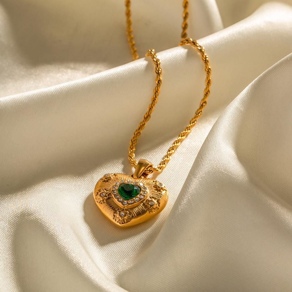 Caelus Oro Corazón Collar