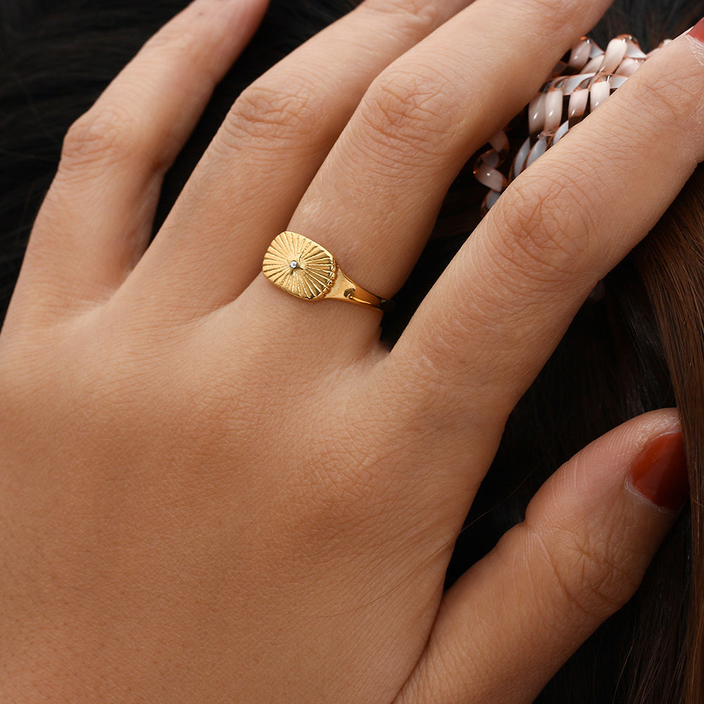 Aglaia Oro Anillo
