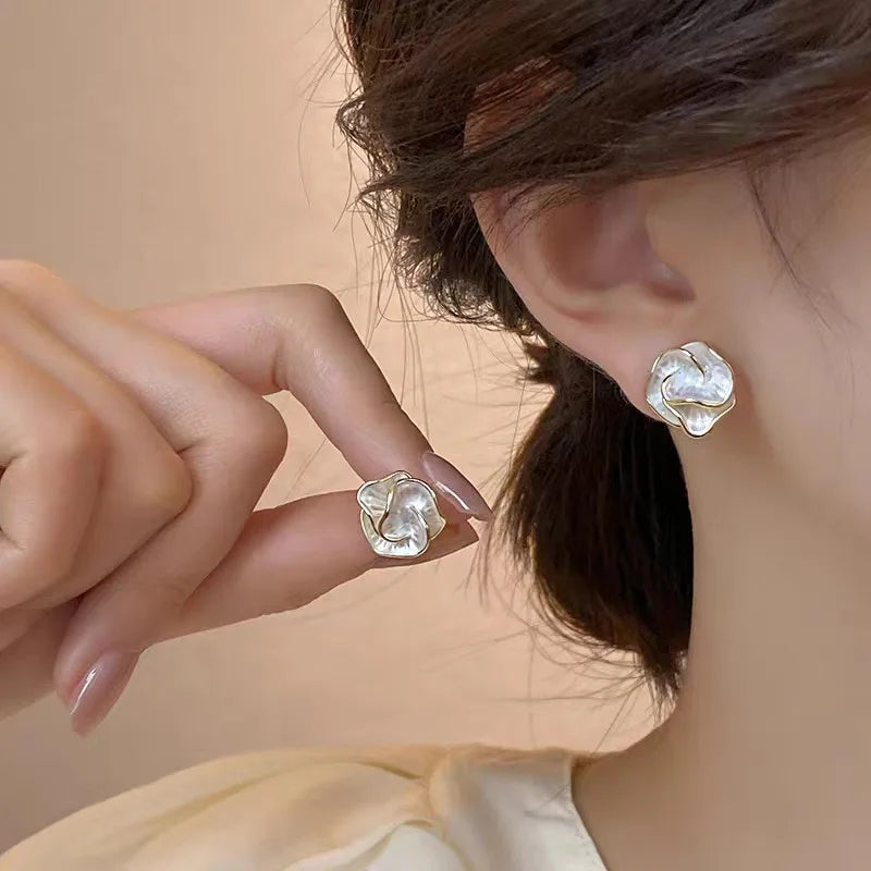 Perla Flower Aretes