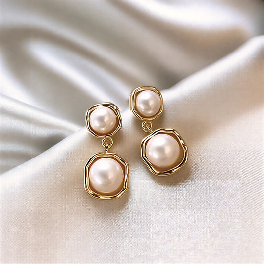 Golden Frame Perla Aretes Colgantes