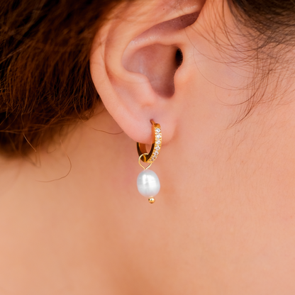 Sara Aretes de Perlas