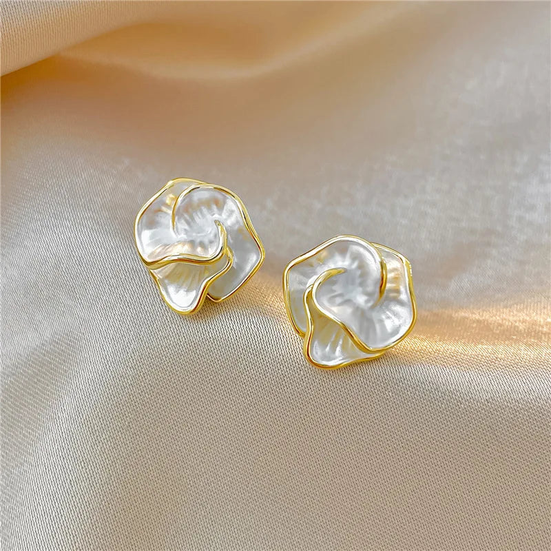 Perla Flower Aretes