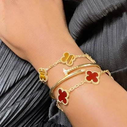 Clover Pulsera Red